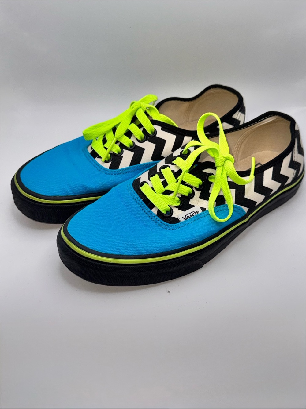 CUSTOM Vans Low-Top Sneakers in Blue with Chevron Design and Neon Laces & Trim